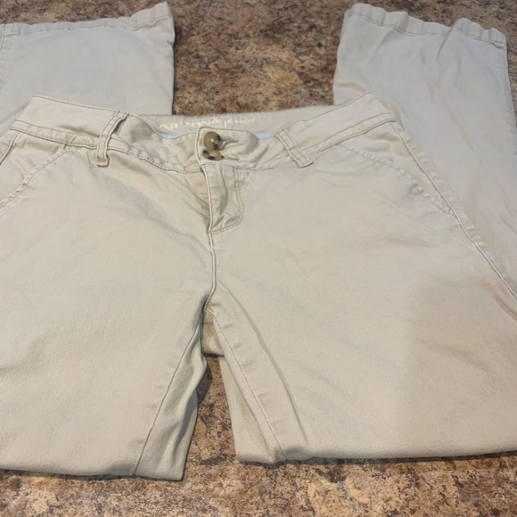 Arizona Women’s Pants Size 7 Short New!! - Picture 1 of 4